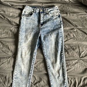 Size 7 High Rise GoGo Jeans